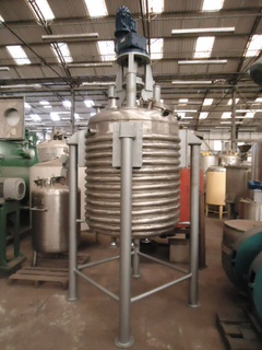 Reator em aço inox, 1.340 litros