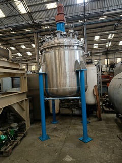Reator em aço inox 316, 1.700 litros