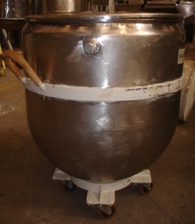 Tacho em aço inox, 120 litros