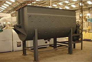 Misturador Ribbon Blender em aço carbono, 5.000 litros