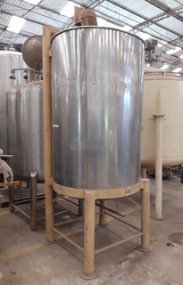 Tanque Misturador em aço inox, 1.970 litros