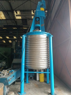 REATOR EM AÇO INOX  CAPAC 4.500 LITROS