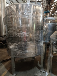 TANQUE EM AÇO INOX 316, CAPACIDADE 2.500 LITROS