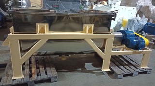 Misturador Ribbon Blender em aço inox, 1.500 litros