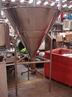 Funil Em Aço Inox/ Grau Sanitário
