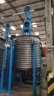 REATOR EM AÇO INOX 316, CAPACIDADE 4.500 LITROS