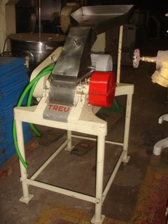 Moinho de Facas e Martelos em aço inox, 500 kg/h