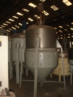 Reator em aço inox, 1.700 litros