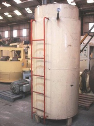 Tanque Em Aço Carbono/ Capacidade 1.700 Ltrs