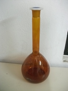 Balão volumétrico de vidro, 2.000 ml