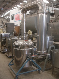 Destilador Elétrico em aço inox, grau sanitário