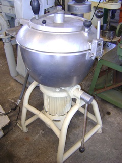 Triturador em aço inox. 50 litros