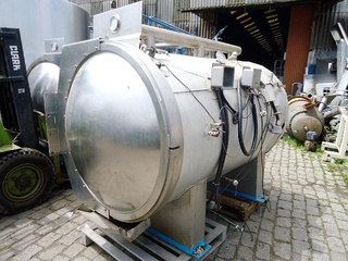 Auto Clave em aço inox, 2.200 litros