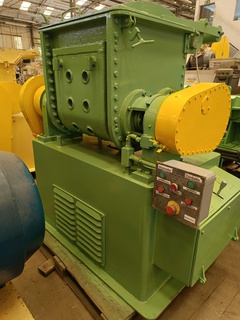 MISTURADOR SIGMA EM AÇO CARBONO COM CAP 150 LITROS